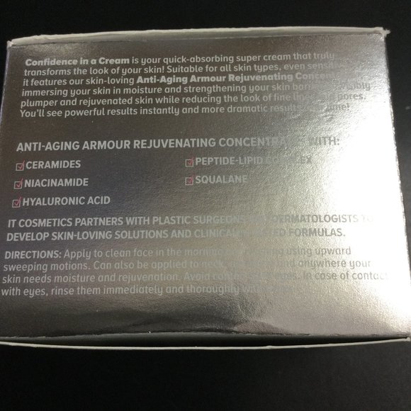 iT Cosmetics Confidence In A Cream Ant-aging Hydrating Moisturizer - Picture 2 of 8